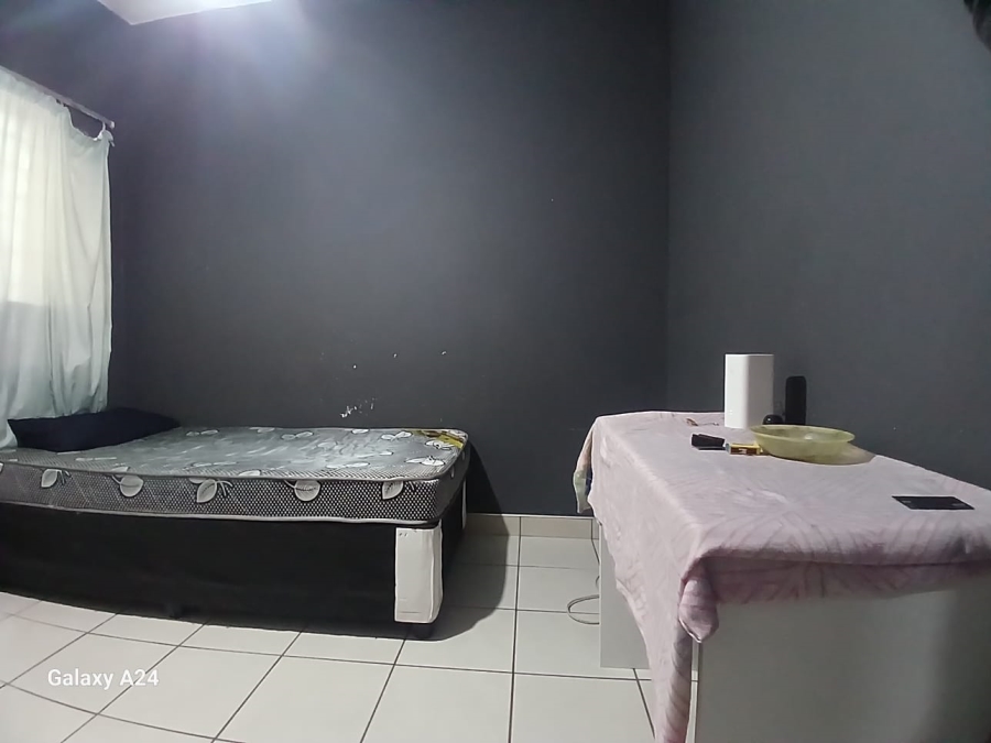 2 Bedroom Property for Sale in Southernwood Eastern Cape
